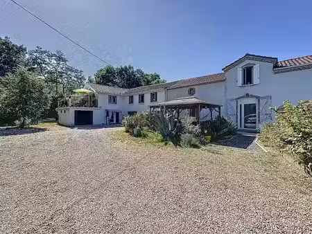 vente maison 12 pièces 350 m² à vic-en-bigorre (65500)  269 000 €