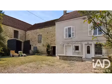 maison de village à ancy-le-franc (89160)