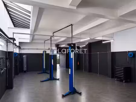 location locaux professionnels 0 pièces 400 m² à chambery (73000)  2 574 €