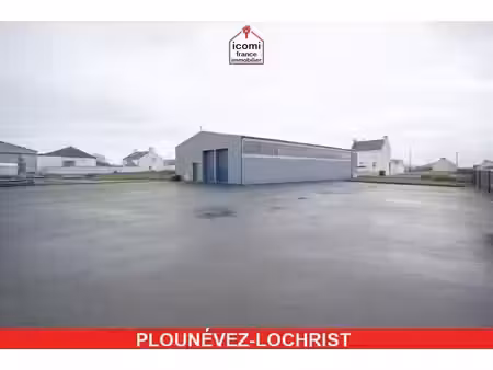 finistere - plounévez-lochrist (29430) - vendre - local de 370 m2 avec bureau et espace de