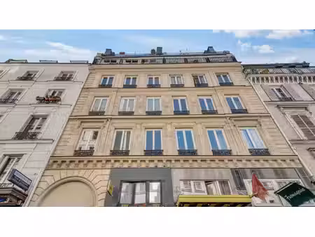 location local professionnel 240m²