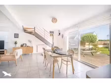 contemporaine de 5 pièces principales