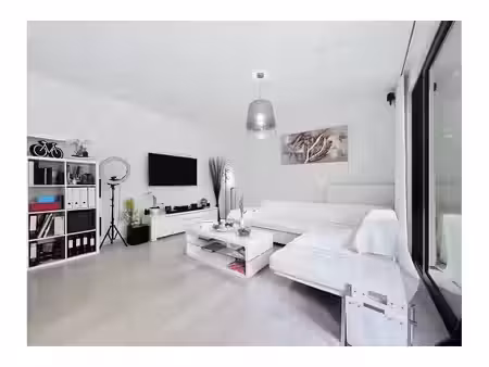 rez-de-chaussée à vendre avec garage et terrasse   molenbeek-saint-jean (rbx18234)