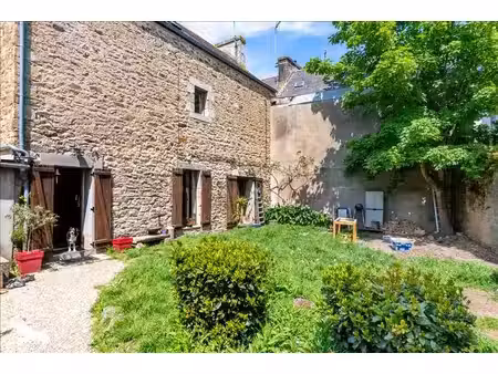 maison en pierre de 6 pièces principales