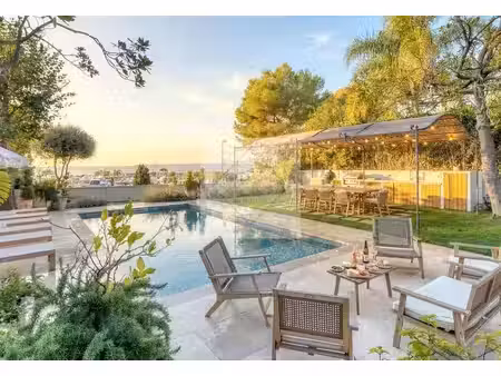 villa de 6 pièces de luxe en location antibes  france