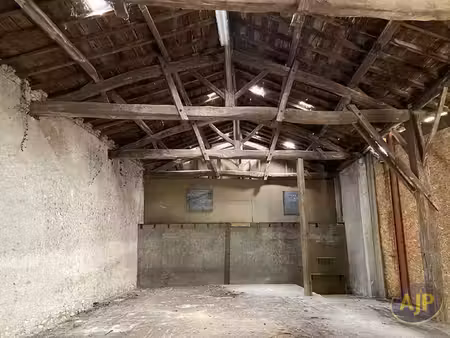 gaillan - entrepôt d’environ 300m2 de surface !