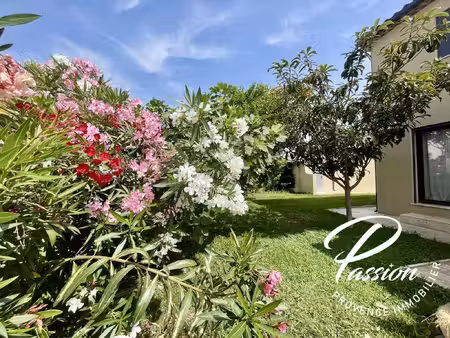 maison salon-de-provence - 8 chambres - 264m²