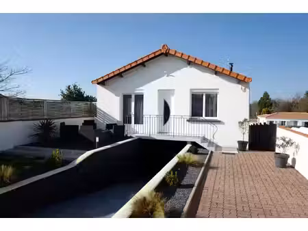 location maison 5 pièces  72.00m²  saint