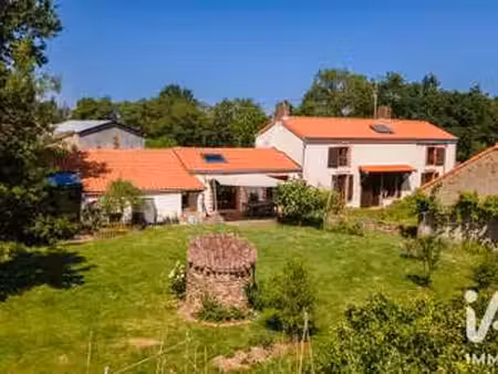 vente maison à saint-mars-de-coutais (44680) : à vendre / 235m² saint-mars-de-coutais