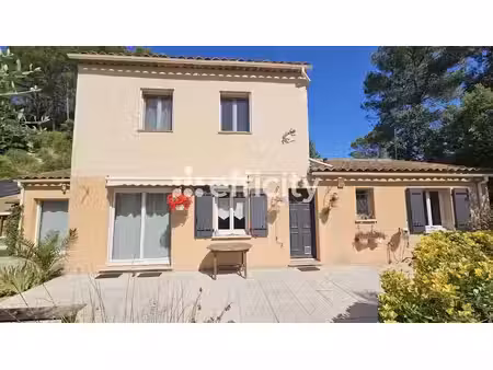vente maison 8 pièces 145 m² à taradeau (83460)  515 000 €