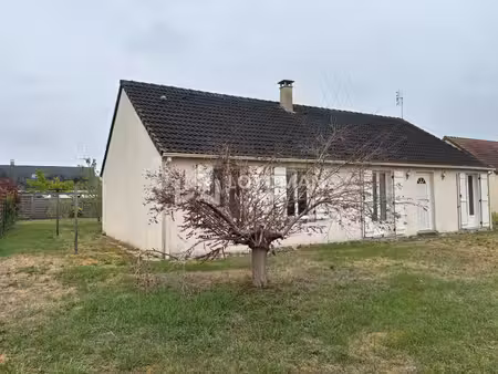 maison de plain-pied avec 4 chambres et jardin