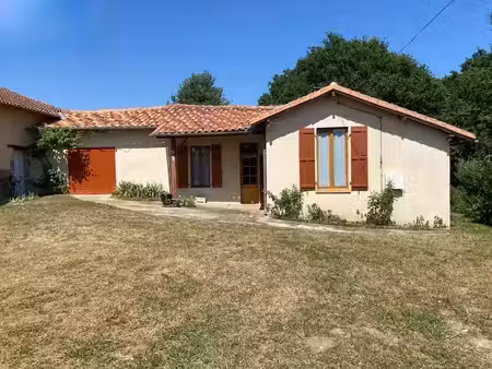 vente locaux professionnels 0 pièces 52 m² à confolens (16500)  99 000 €