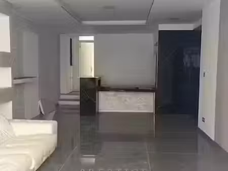 vente locaux professionnels 3 pièces 82.6 m² à antibes (06600)  220 000 €