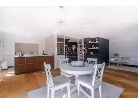 appartement de luxe 3 chambres en vente à bordeaux  france
