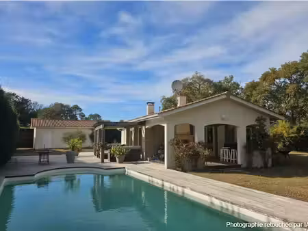 maison de luxe de 4 pièces en vente à salles  france