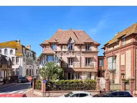 deauville - villa anglo-normande d'exception