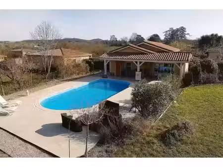 vente maison 6 pièces 180.4 m² à vic-fezensac (32190)  360 000 €