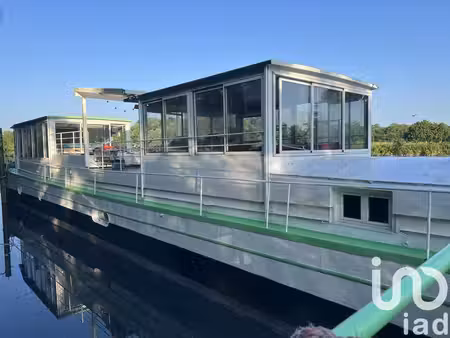 péniche à mézy-sur-seine (78250)