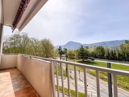 vente appartement 2 pièces 51m2 grenoble 38000 - 115000 € - surface privée