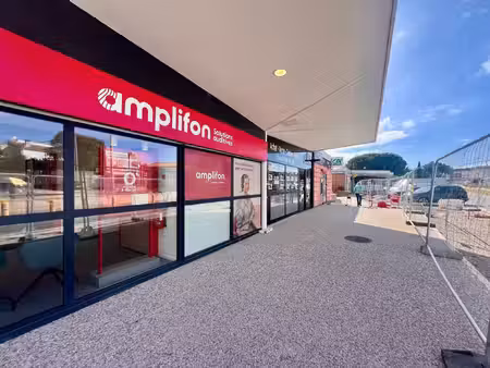 montpellier // estanove // murs commerciaux de 122m2 environ