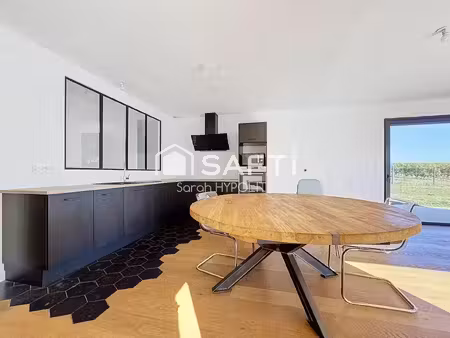 maison neuve de 112 m2 avec garage et piscine
