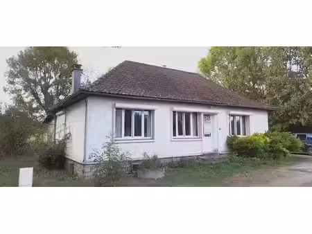 vente maison 4 pièces 83 m² à chauffour-sur-vell (19500)  99 000 €
