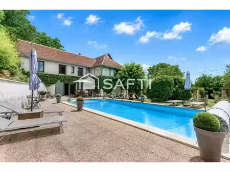 maison de charme avec piscine aux portes de bléré