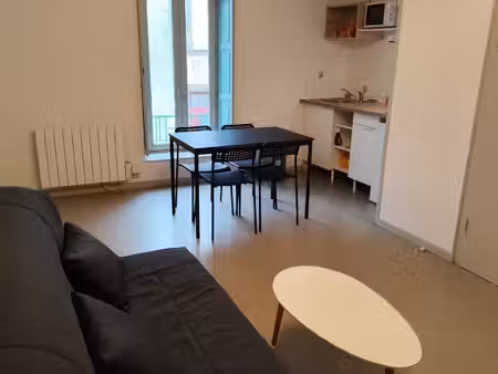 studio meublé de 21m2 en centre ville des herbiers