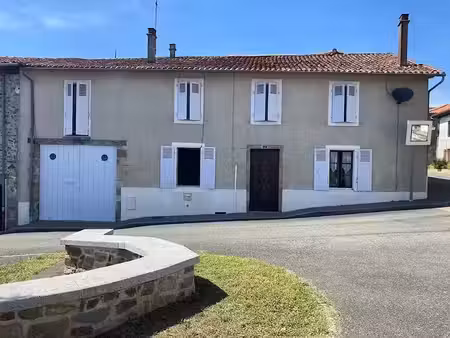 vente maison 0 pièces 160 m² à la péruse (16270)  118 800 €