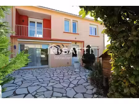 maison 3/4 chambres  garage et terrain clos