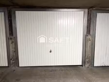 garage fermé 15 m² – saint-étienne