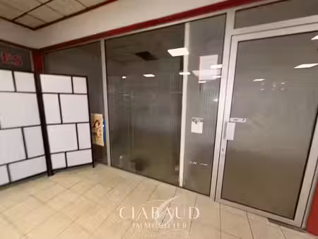 location locaux professionnels 0 pièces 25.53 m² à aix-en-provence (13090)  650 €