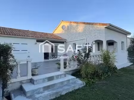 3 chambres  grand garage  terrain clos