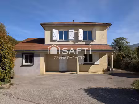 maison familiale de 110 m² avec 4 chambres à léaz