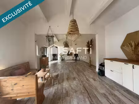 maison au charme atypique et contemporain