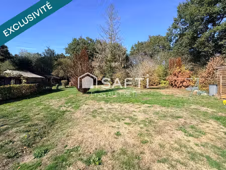 terrain constructible de 929 m²