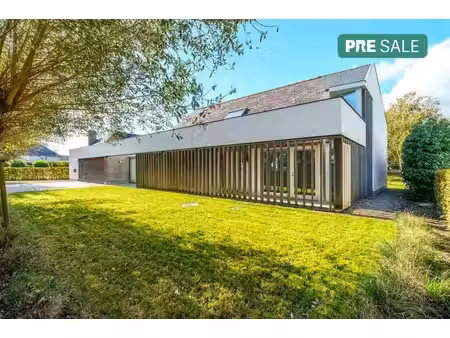 huis te koop in torhout met 5 slaapkamers