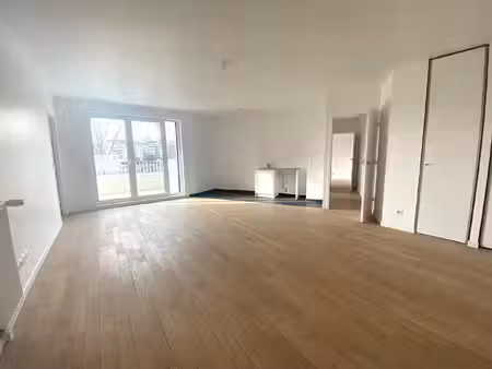 4 pièces 80m²