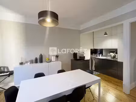 appt 75 m² - 2 chambres  cuisine séjour  entièrement rénové