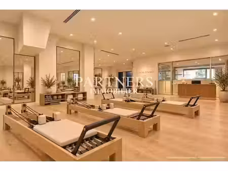 vente locaux professionnels 10 pièces 486 m² à aix-en-provence (13090)  850 000 €
