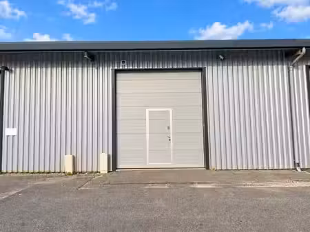 a cestas - local - entrepôt de 160 m²