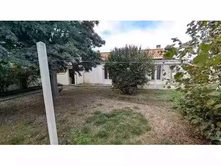 vente maison 4 pièces 76 m² à magne (79460)  157 500 €