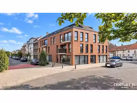 superbe appartement 2 chambres avec garage et cave