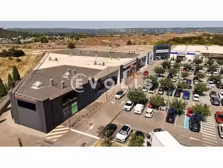 location commerce les angles 30133 219m² à 501m²