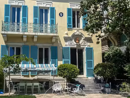maison de luxe à louer dans le quartier chambrun