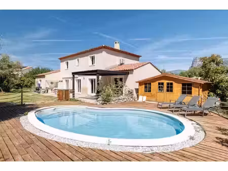 villa de luxe à louer dans le quartier nord
