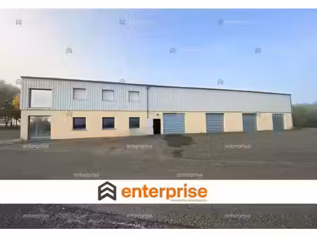 location local d’activités verneuil-en-halatte 60550 812m²