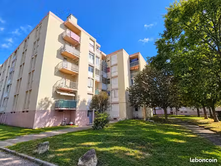 appartement 3 pièces 55 m²