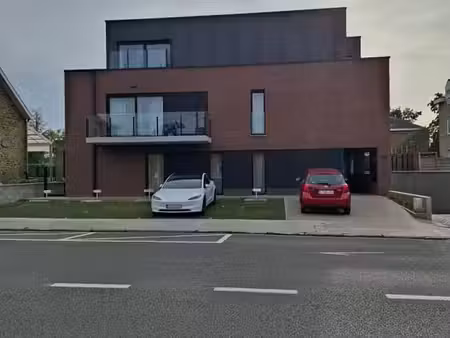magnifique appartement 3 chambres avec balcon