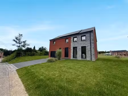 a saisir maison vendue clef sur porte